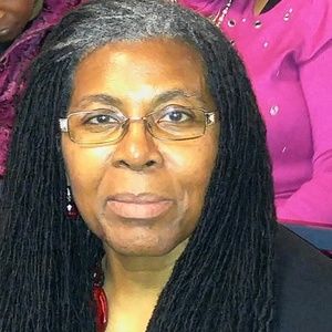 Meet your Posher, Ola